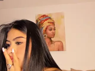 Thalia Fernandez's Live Sex Cam Show