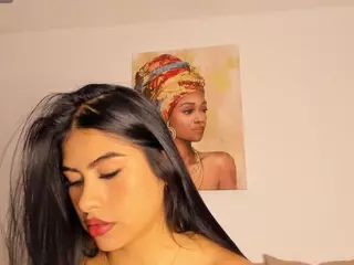 Thalia Fernandez's Live Sex Cam Show