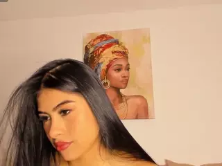 Thalia Fernandez's Live Sex Cam Show