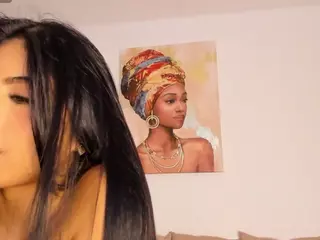Thalia Fernandez's Live Sex Cam Show