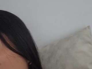 Thali's Live Sex Cam Show