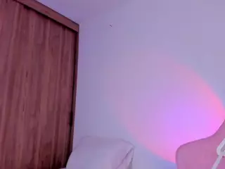 Isabela 💓's Live Sex Cam Show