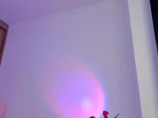 Isabela 💓's Live Sex Cam Show