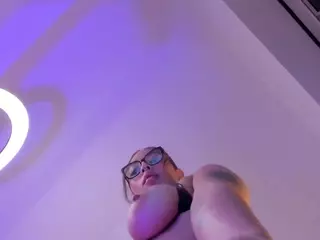 Isabela 💓's Live Sex Cam Show