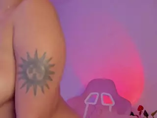 Isabela 💓's Live Sex Cam Show
