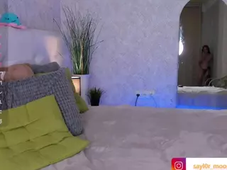 Kira's Live Sex Cam Show