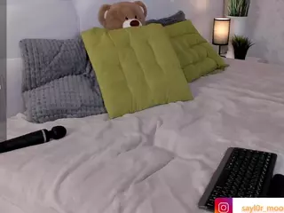 Kira's Live Sex Cam Show