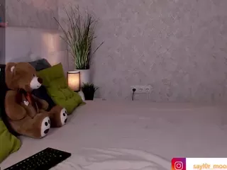 Kira's Live Sex Cam Show