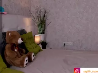 Kira's Live Sex Cam Show