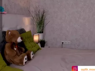 Kira's Live Sex Cam Show