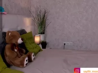 Kira's Live Sex Cam Show