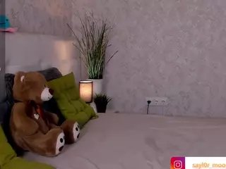 Kira's Live Sex Cam Show