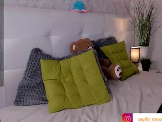 Kira's Live Sex Cam Show