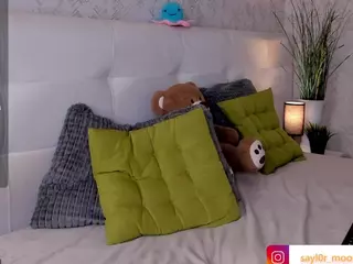 Kira's Live Sex Cam Show
