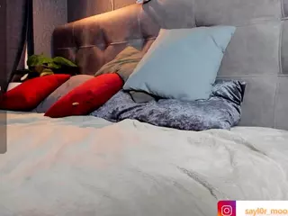 Kira's Live Sex Cam Show