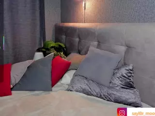 Kira's Live Sex Cam Show