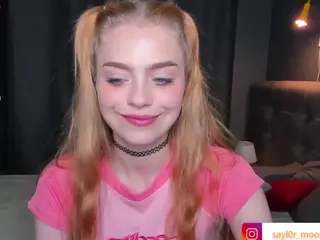 Kira's Live Sex Cam Show