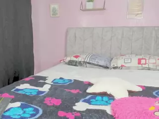 Sara Big boobs's Live Sex Cam Show