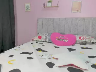 Sara Big boobs's Live Sex Cam Show