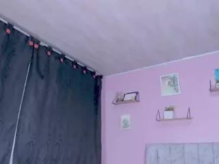 Sara Big boobs's Live Sex Cam Show