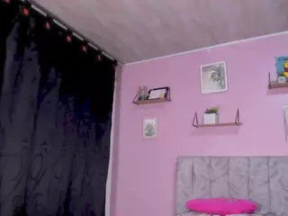 Sara Big boobs's Live Sex Cam Show