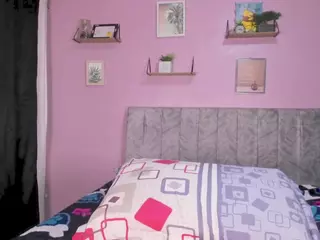 Sara Big boobs's Live Sex Cam Show