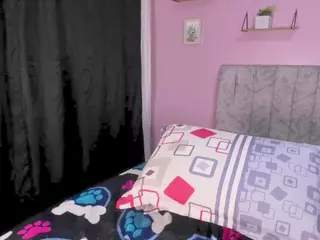 Sara Big boobs's Live Sex Cam Show