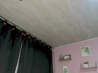 Sara Big boobs's Live Sex Cam Show