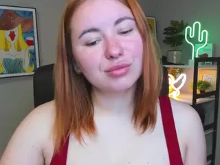 LaylaxCute's Live Sex Cam Show