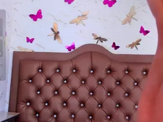 andromeeda's Live Sex Cam Show