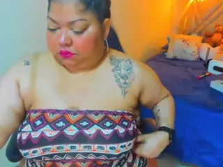 brunette0's Live Sex Cam Show