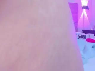 izaro-22's Live Sex Cam Show