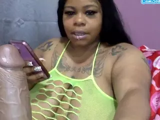 THEREALKISSES's Live Sex Cam Show