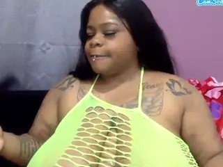 THEREALKISSES's Live Sex Cam Show