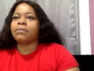 THEREALKISSES's Live Sex Cam Show