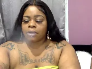 THEREALKISSES's Live Sex Cam Show