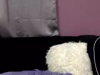 THEREALKISSES's Live Sex Cam Show