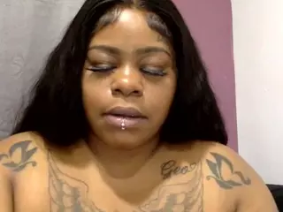 THEREALKISSES's Live Sex Cam Show