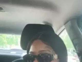 THEREALKISSES's Live Sex Cam Show