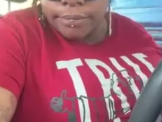 THEREALKISSES's Live Sex Cam Show