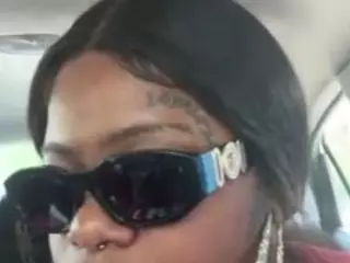 THEREALKISSES's Live Sex Cam Show