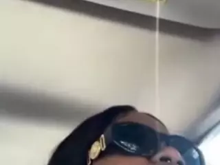 THEREALKISSES's Live Sex Cam Show