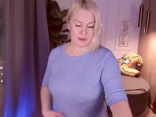 YolandaKiss's Live Sex Cam Show