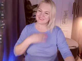 YolandaKiss's Live Sex Cam Show
