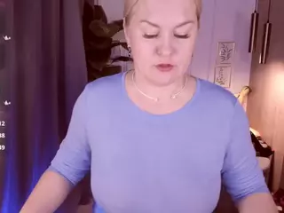 YolandaKiss's Live Sex Cam Show