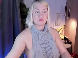 YolandaKiss's Live Sex Cam Show