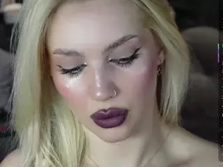 GoddessDarsy's Live Sex Cam Show