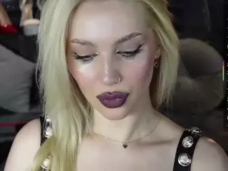 GoddessDarsy's Live Sex Cam Show