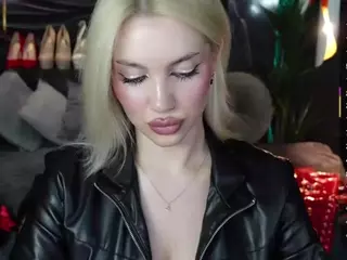 GoddessDarsy's Live Sex Cam Show