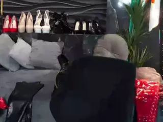GoddessDarsy's Live Sex Cam Show